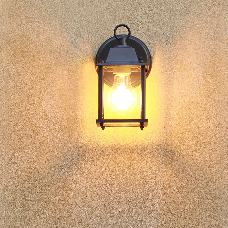 arandela colonial, arandela vintage, arandela lanterna, iluminação externa colonial, arandela para fachada, arandela para varanda, arandela de parede vintage, arandela decorativa externa, lanterna de parede colonial, iluminação rústica